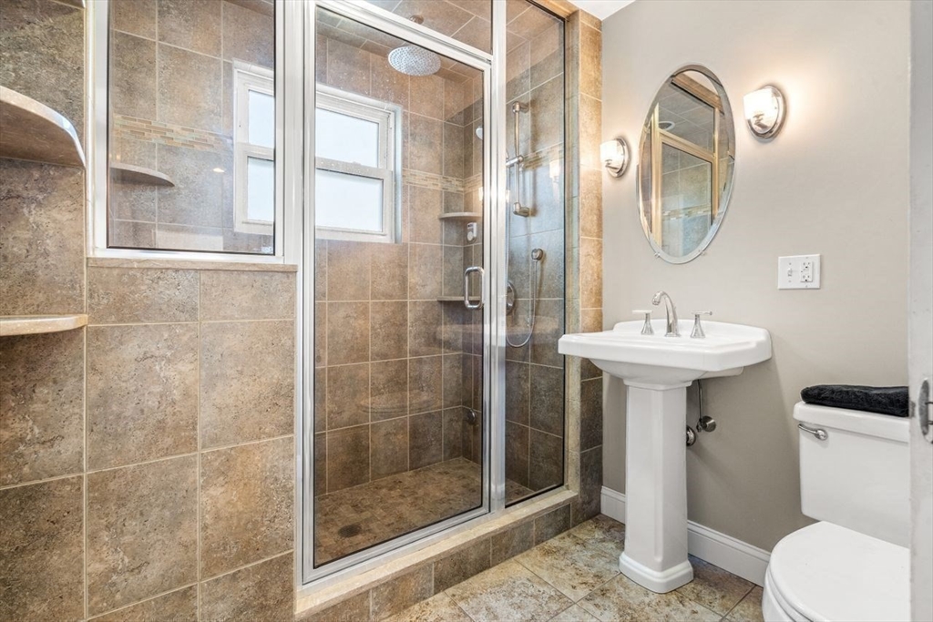 11 Fox Hill Road Nahant, MA 01908 - Photo 16 of 40 Gallery Image 16