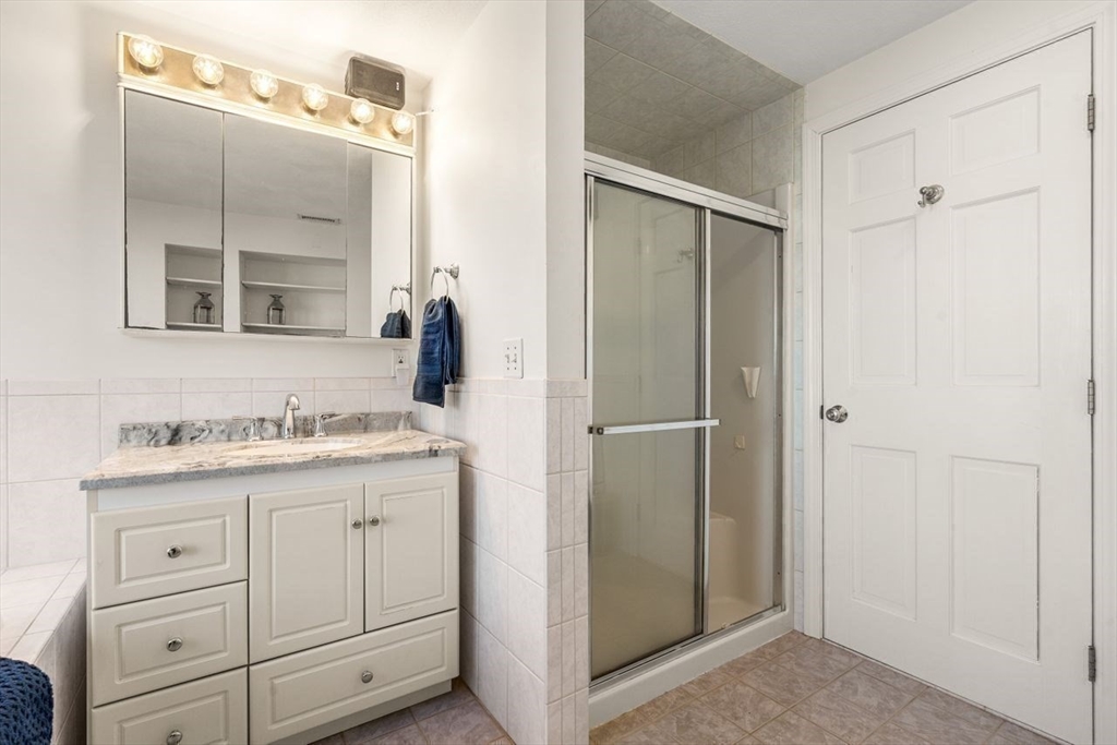 11 Fox Hill Road Nahant, MA 01908 - Photo 21 of 40 Gallery Image 21