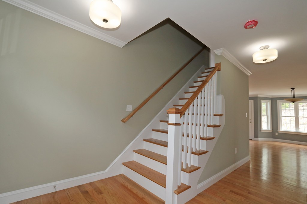 4 Cheriton Road Boston, MA 02132 - Photo 2 of 13