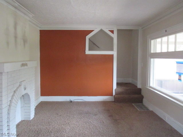 4828 Rockwood Road Cleveland, OH 44125 - Photo 3 of 18