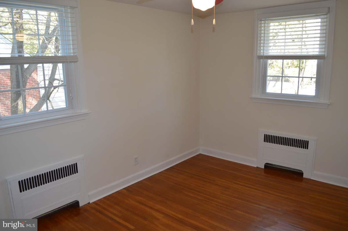 814 Pleasant Hill Road Wallingford, PA 19086 - Photo 12 of 24 Master bedroom