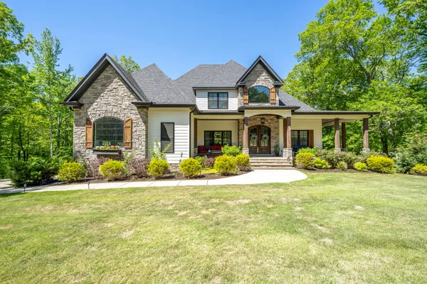 $899,000 | 267 Woodrun Drive, Middleton, TN 38052