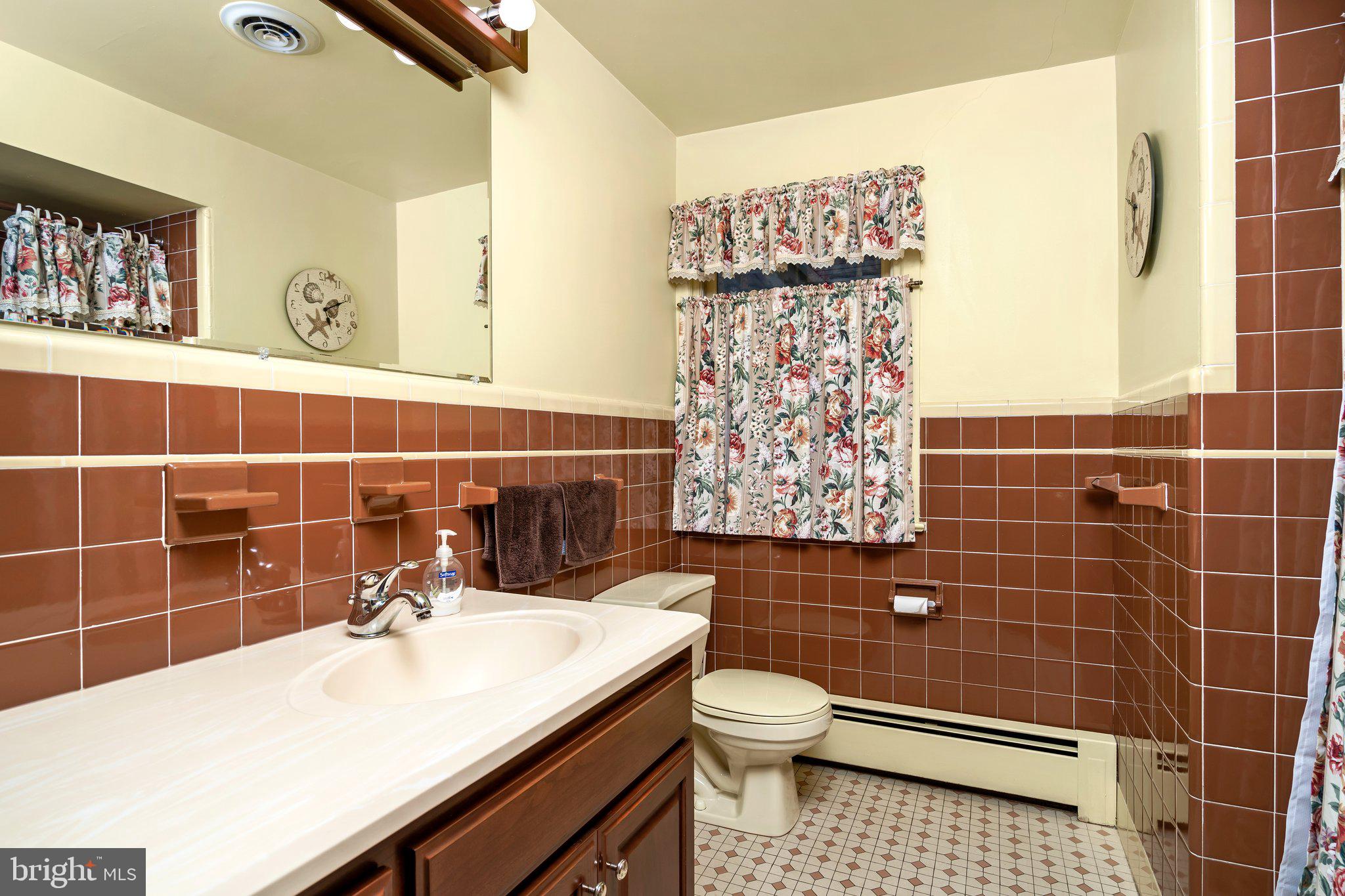 987 Bear Tavern Road Ewing, NJ 08628 - Photo 16 of 29 Main full bath