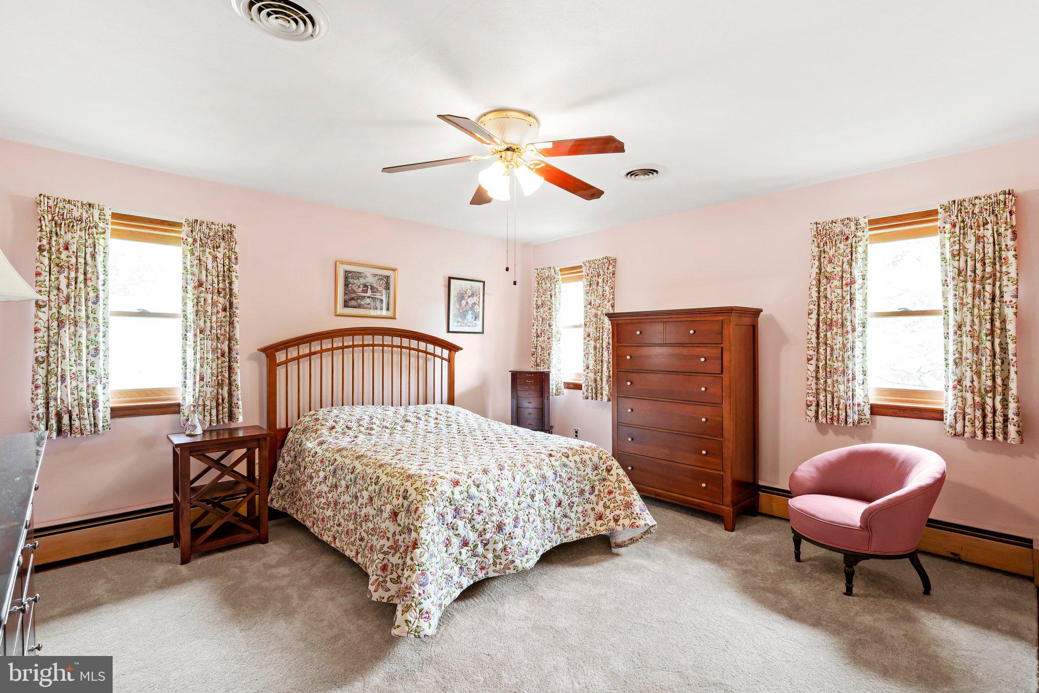 987 Bear Tavern Road Ewing, NJ 08628 - Photo 17 of 29 Den off kitchen