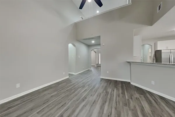 $2,450 | 8618 Cedar Walk Drive, Tomball, TX 77375