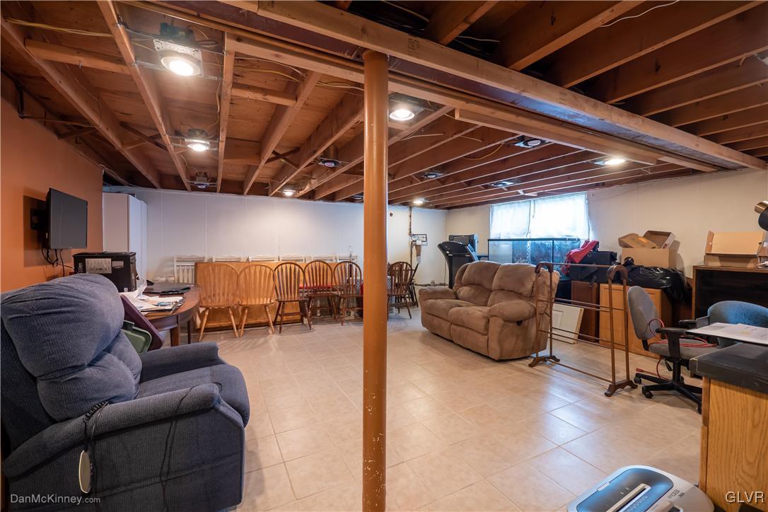 2596 Old Post Road Coplay, PA 18037 - Photo 14 of 25 Gallery Image 14