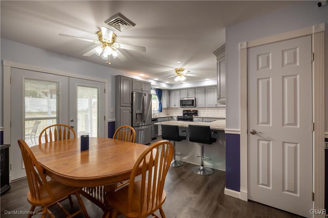 2596 Old Post Road Coplay, PA 18037 - Photo 6 of 25 Gallery Image 6