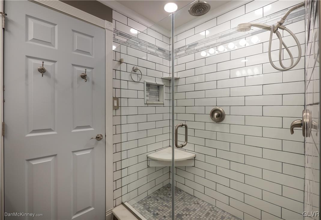 2596 Old Post Road Coplay, PA 18037 - Photo 9 of 25 Gallery Image 9
