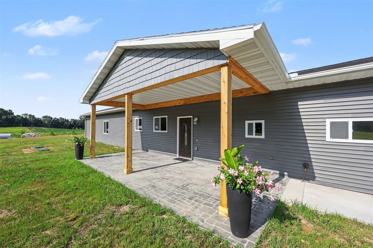 9854 Springport Road Parma, MI 49269 - Photo 2 of 35 Gallery Image 2
