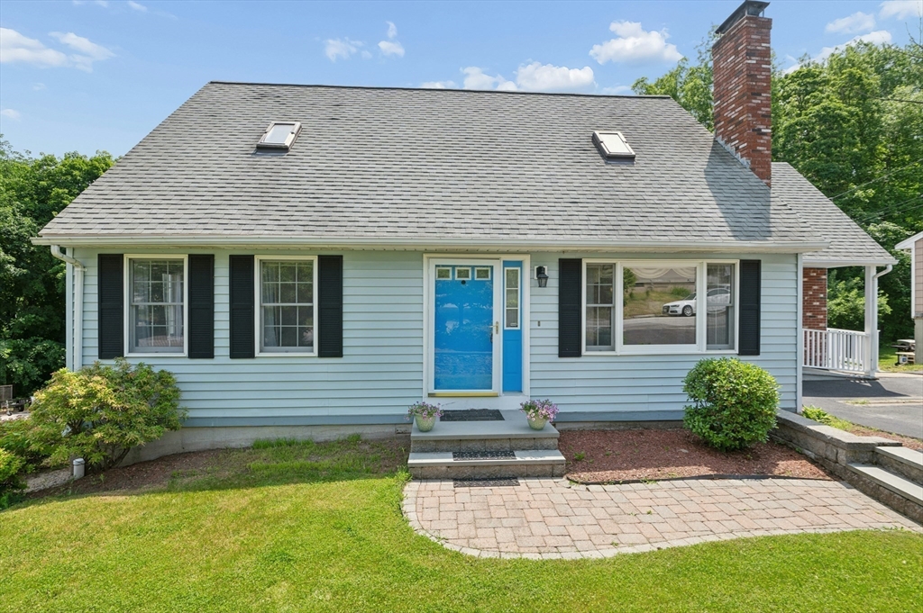 158 Copperfield Road Worcester, MA 01602 - Photo 2 of 42