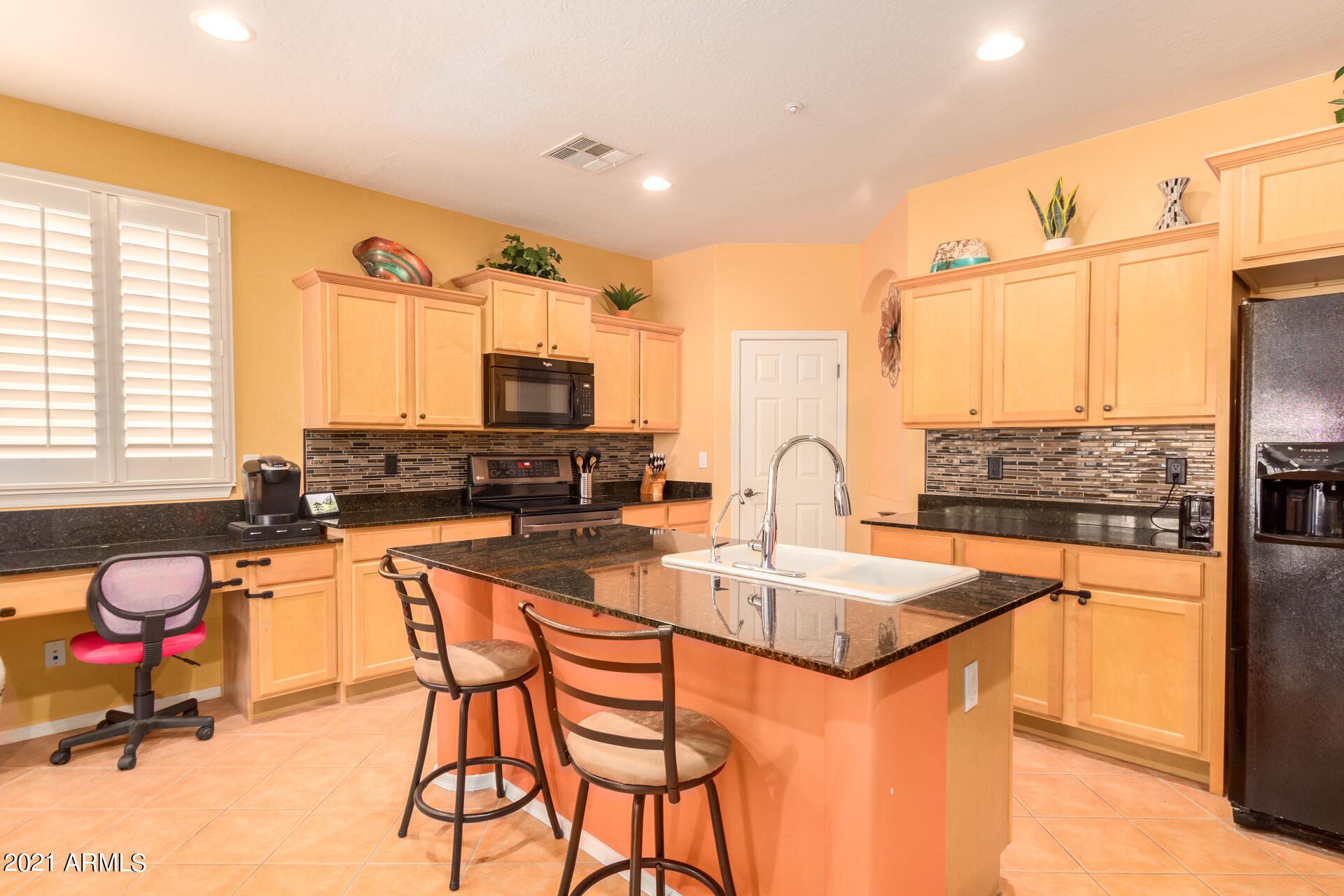 18505 Verdin Road Goodyear, AZ 85338 - Photo 14 of 40 14 - Verdin