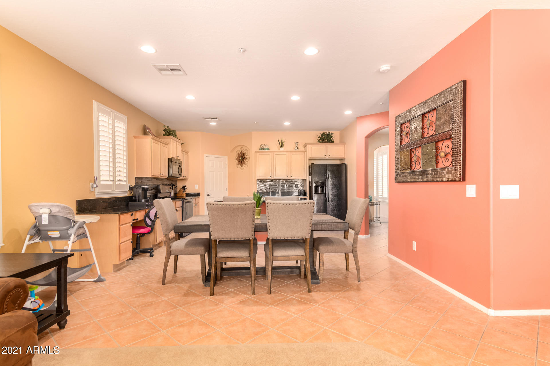 18505 Verdin Road Goodyear, AZ 85338 - Photo 9 of 40 09 - Verdin