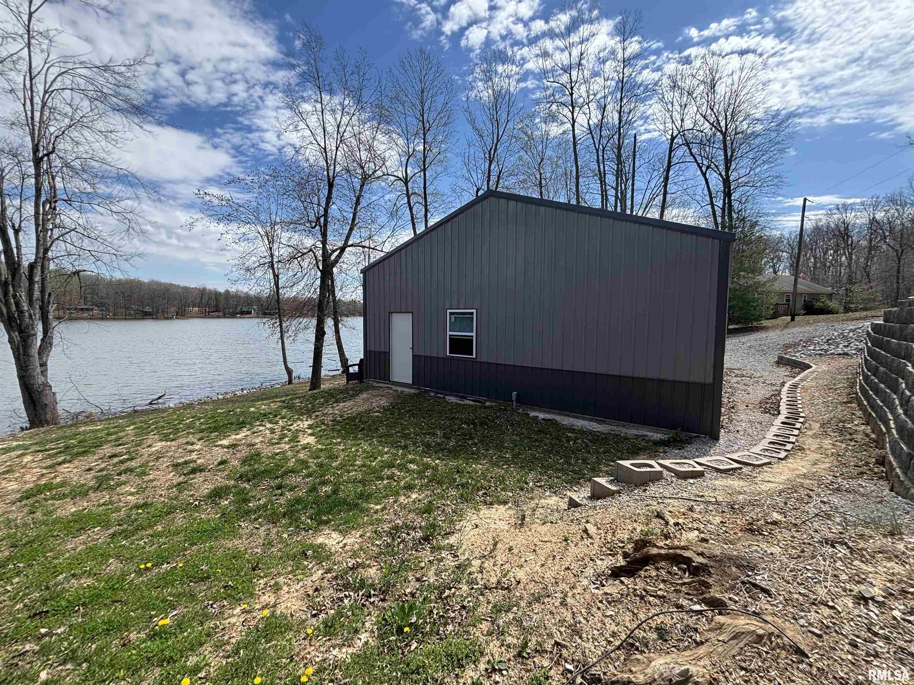 9237 Hohman Lake Road Brookport, IL 62910 - Photo 5 of 28 Gallery Image 5