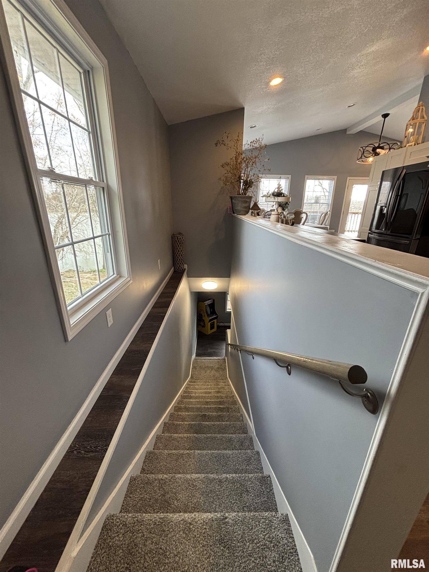9237 Hohman Lake Road Brookport, IL 62910 - Photo 9 of 28 Gallery Image 9