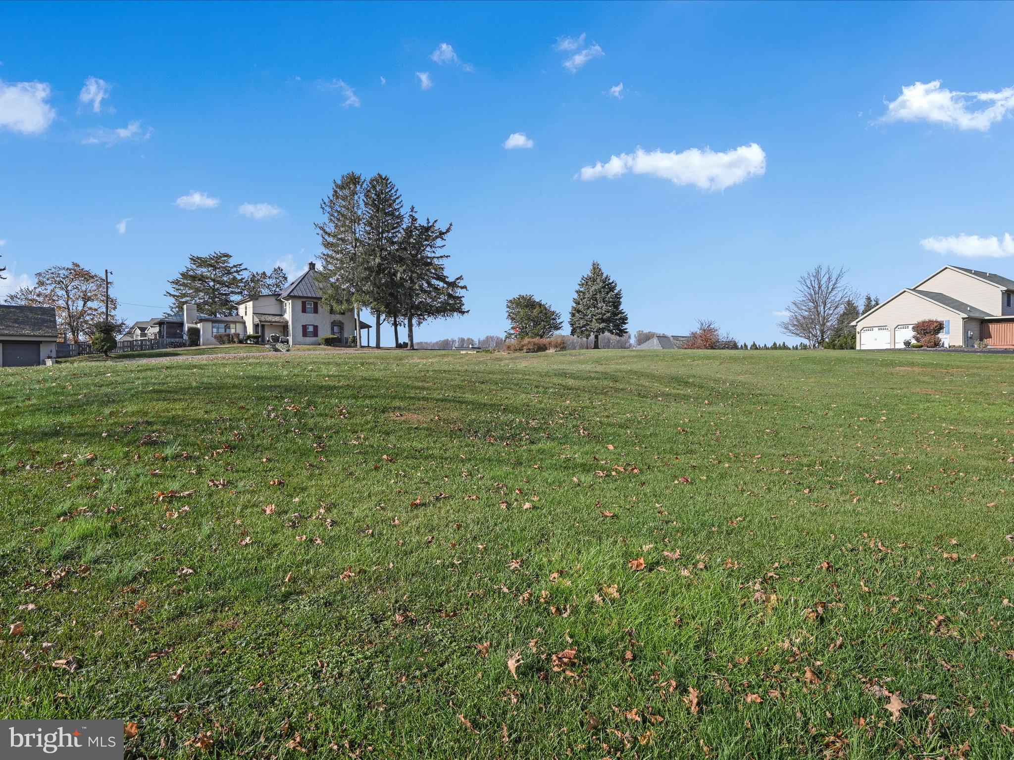 300 South Windy Mansion Road Denver, PA 17517 - Photo 16 of 47 SIde Yard Along Pine St