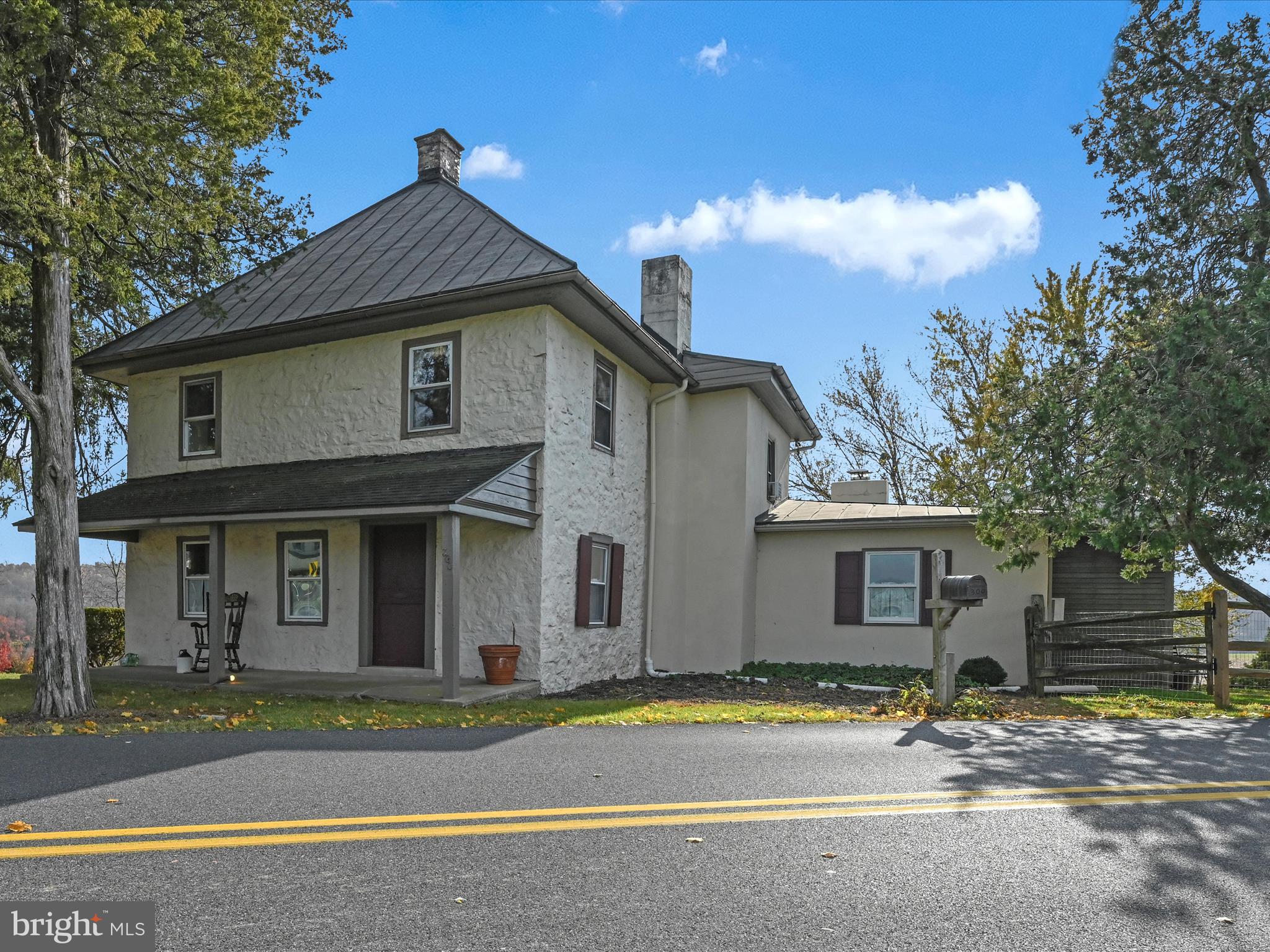 300 South Windy Mansion Road Denver, PA 17517 - Photo 18 of 47 Front