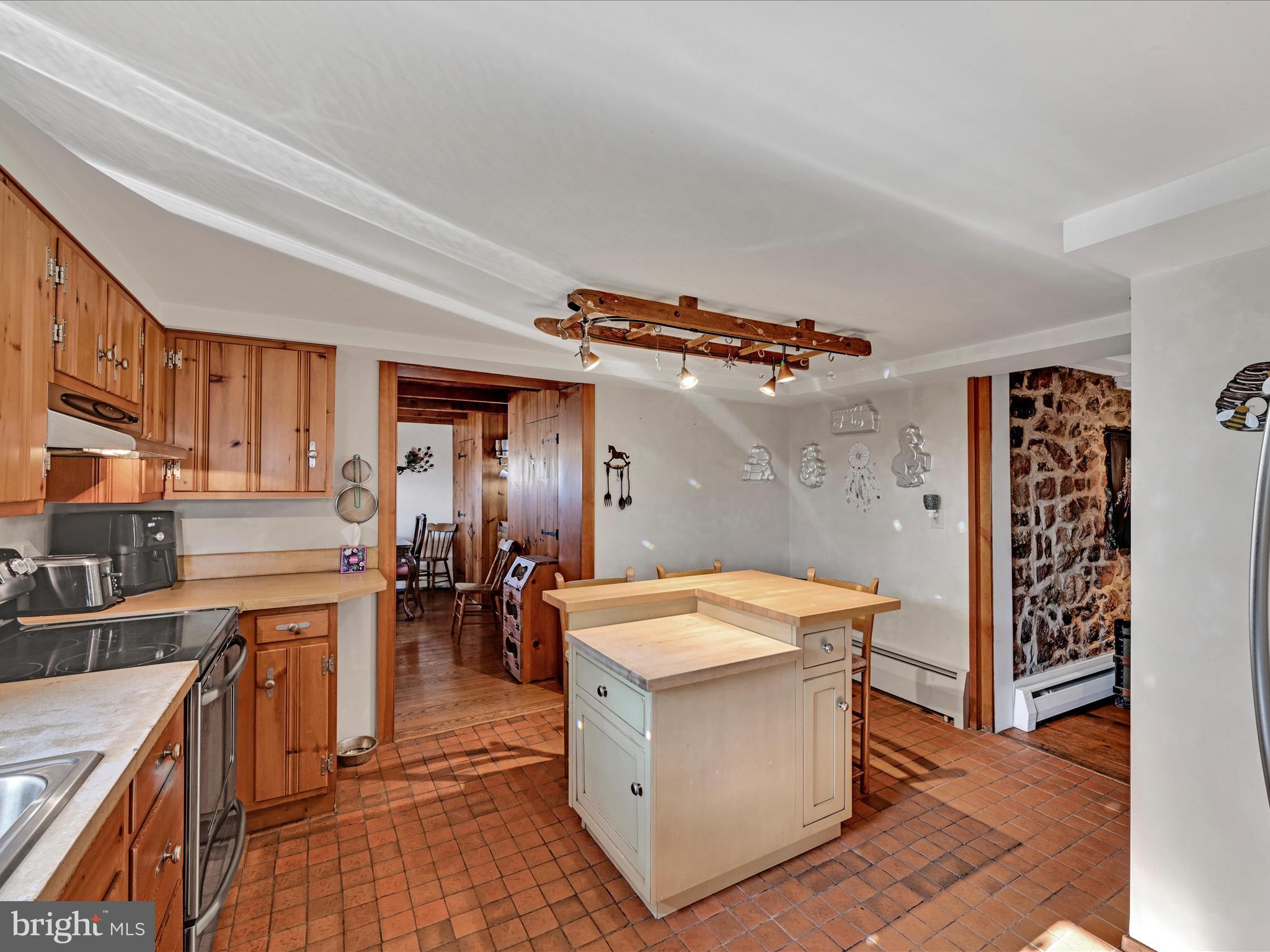 300 South Windy Mansion Road Denver, PA 17517 - Photo 24 of 47 Kitchen