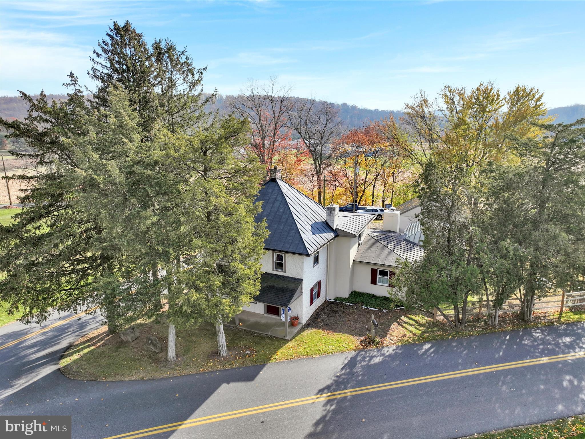 300 South Windy Mansion Road Denver, PA 17517 - Photo 3 of 47 Front Aerial View