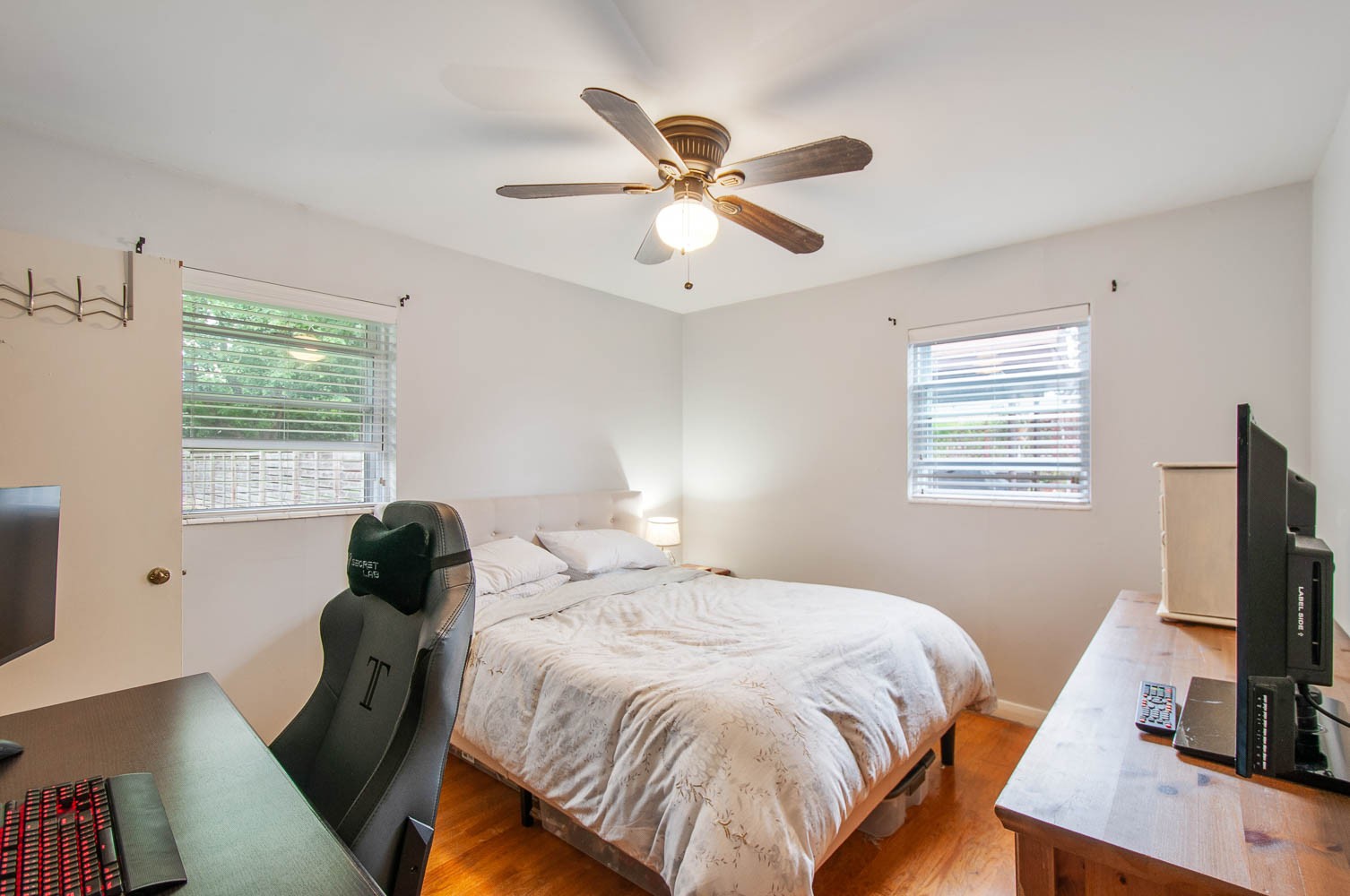 1014 Mitchell Road Nashville, TN 37206 - Photo 15 of 29 a bedroom with a bed and a window