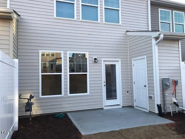 $1,750 | 89 Clear Bead Court, Clayton, NC 27527