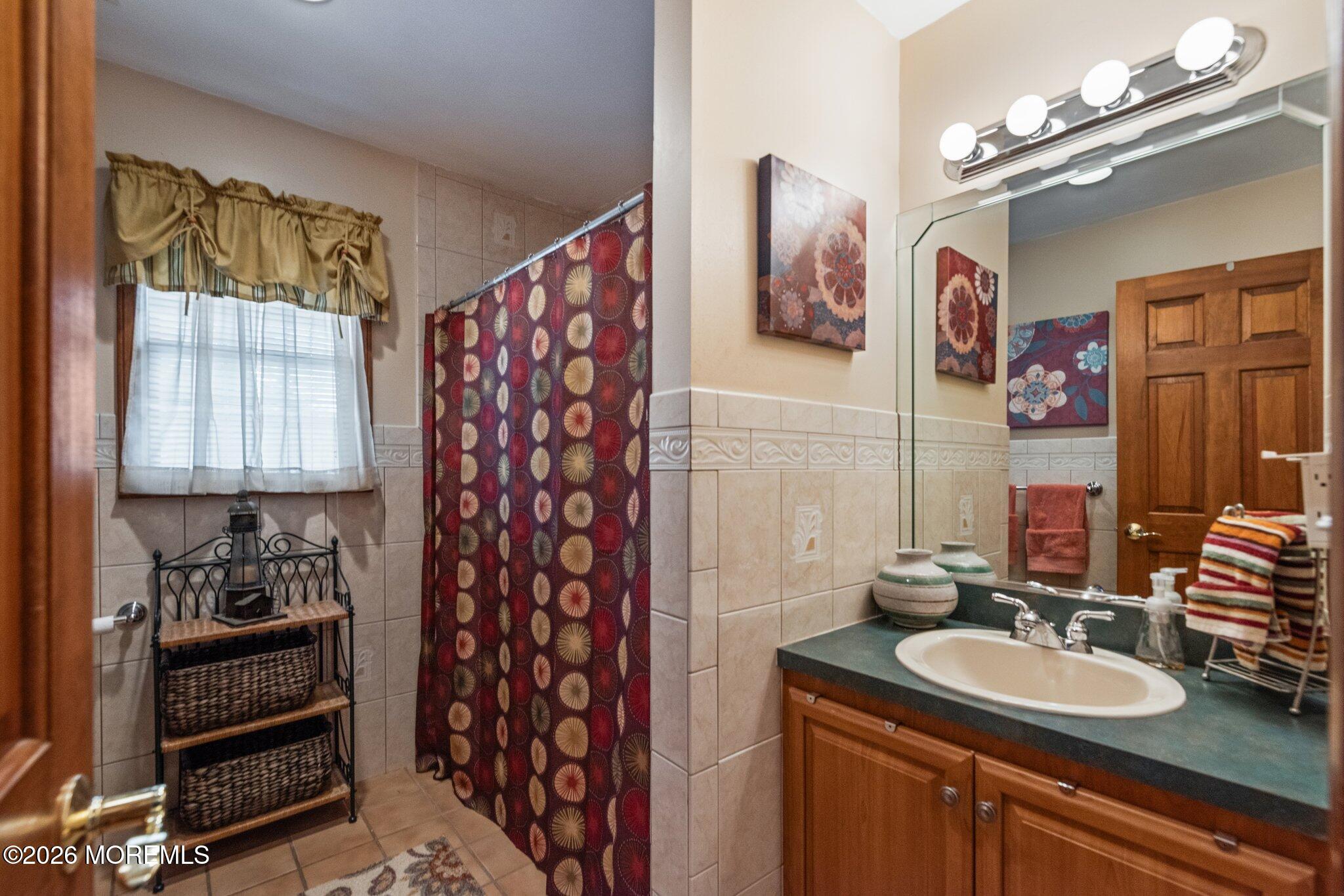 447 Sloping Hill Court Brick, NJ 08723 - Photo 23 of 34 010