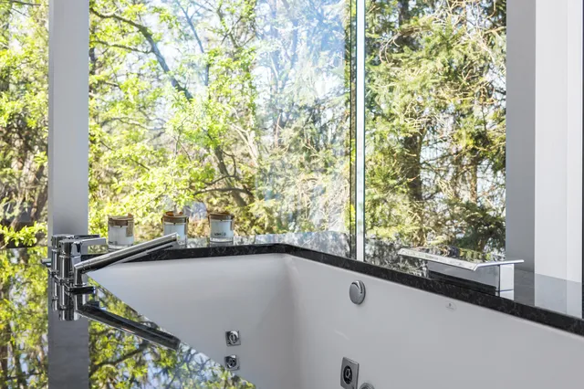 $4,450,000 | 50005 High Point Lane, New Buffalo, MI 49117