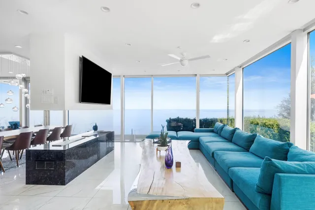 $4,450,000 | 50005 High Point Lane, New Buffalo, MI 49117