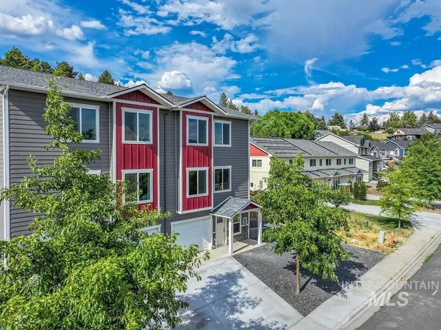 $459,000 | 328 Southview Avenue, Moscow, ID 83843