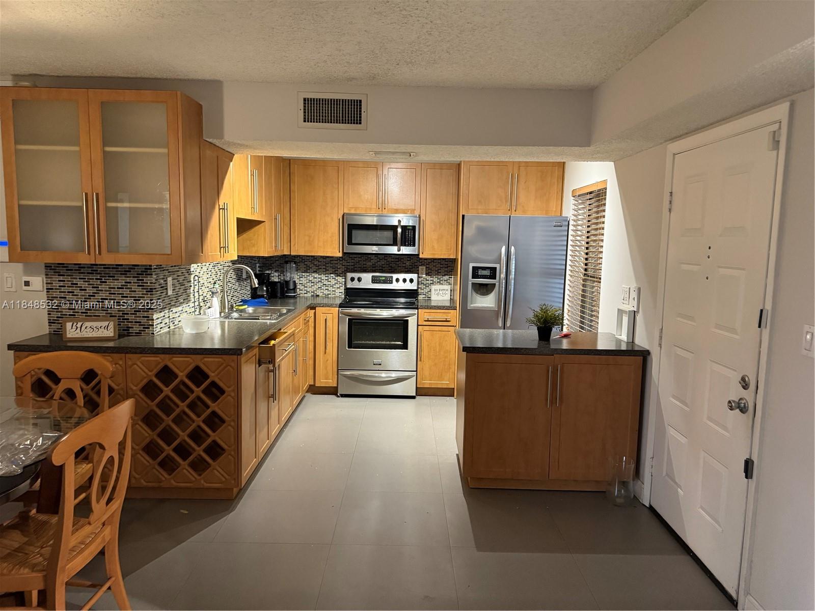 1226 North Hiatus Road, Unit 1226 Pembroke Pines, FL 33026 - Photo 12 of 13