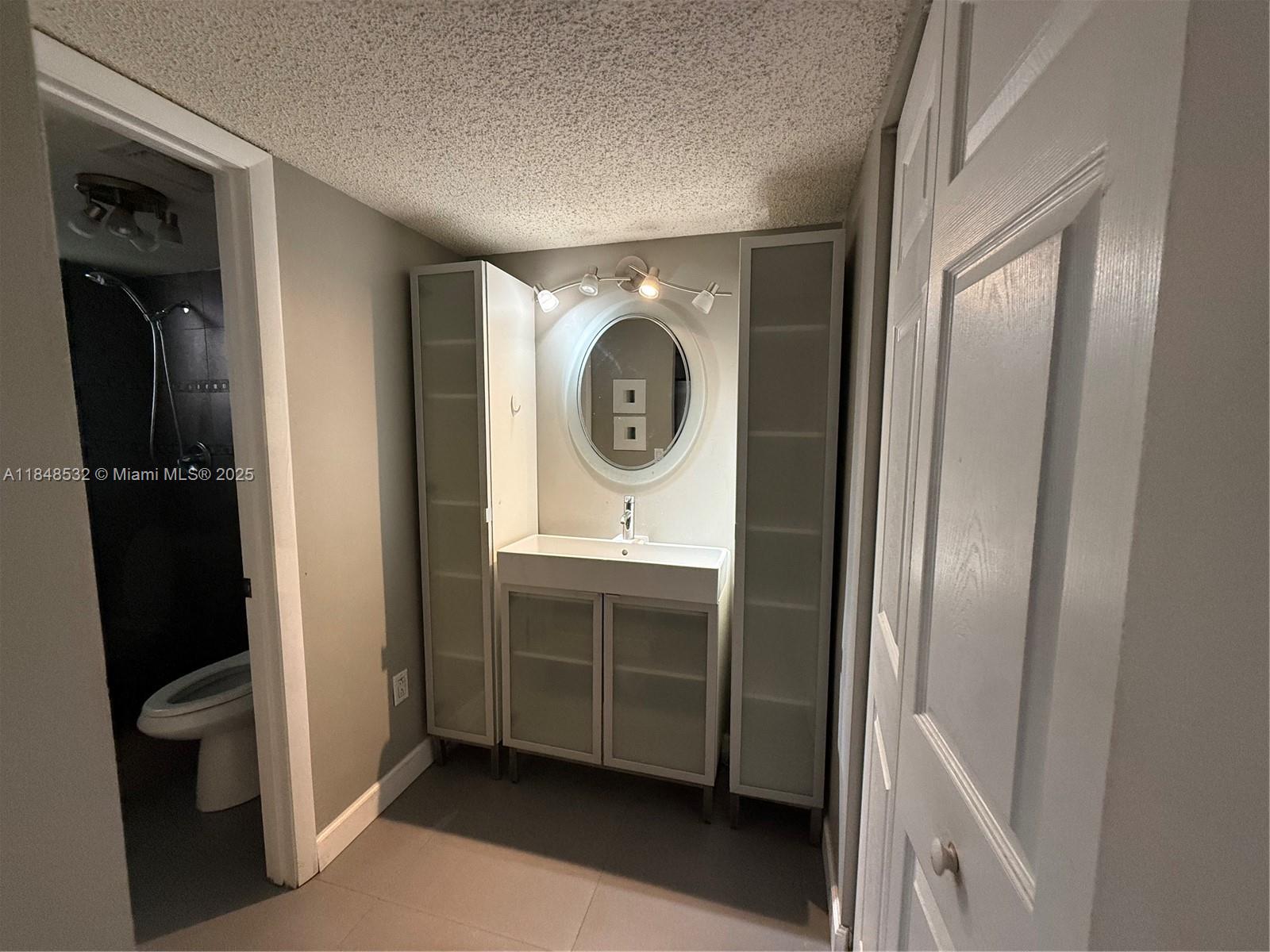 1226 North Hiatus Road, Unit 1226 Pembroke Pines, FL 33026 - Photo 10 of 13