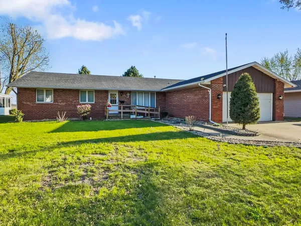 $191,000 | 609 East Porter Avenue, Watseka, IL 60970