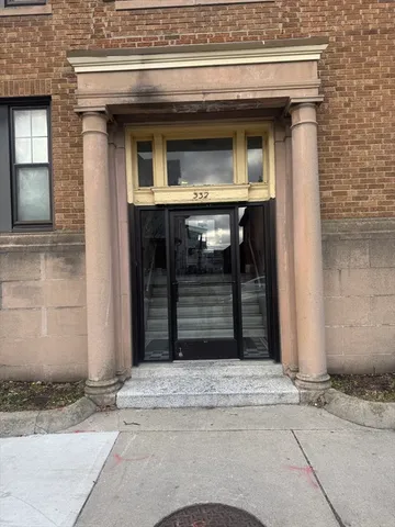 $1,850 | 332 Salem Street, Unit 5, Malden, MA 02148