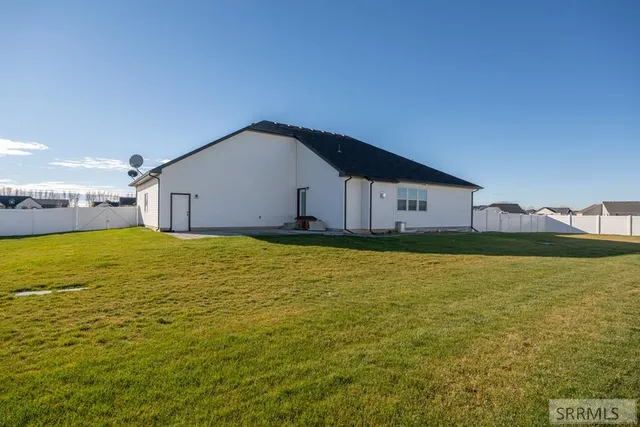 $575,000 | 3689 East Autumn Hts Drive, Rigby, ID 83442