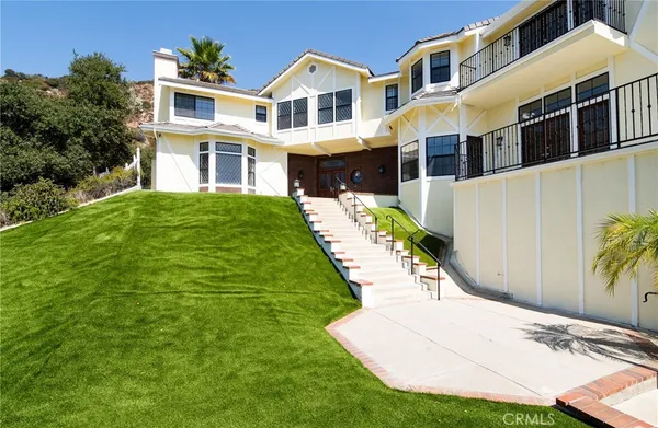$2,299,999 | 505 Lotus Lane, Sierra Madre, CA 91024