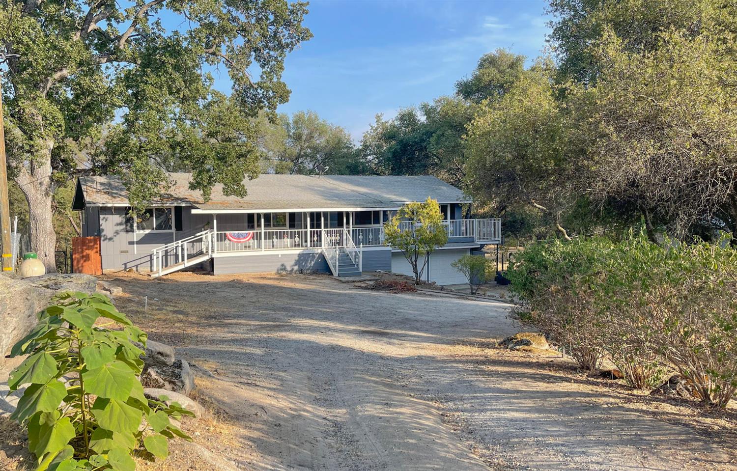 31405 Apache Road Coarsegold, CA 93614 - Photo 1 of 40 Gallery Image 1