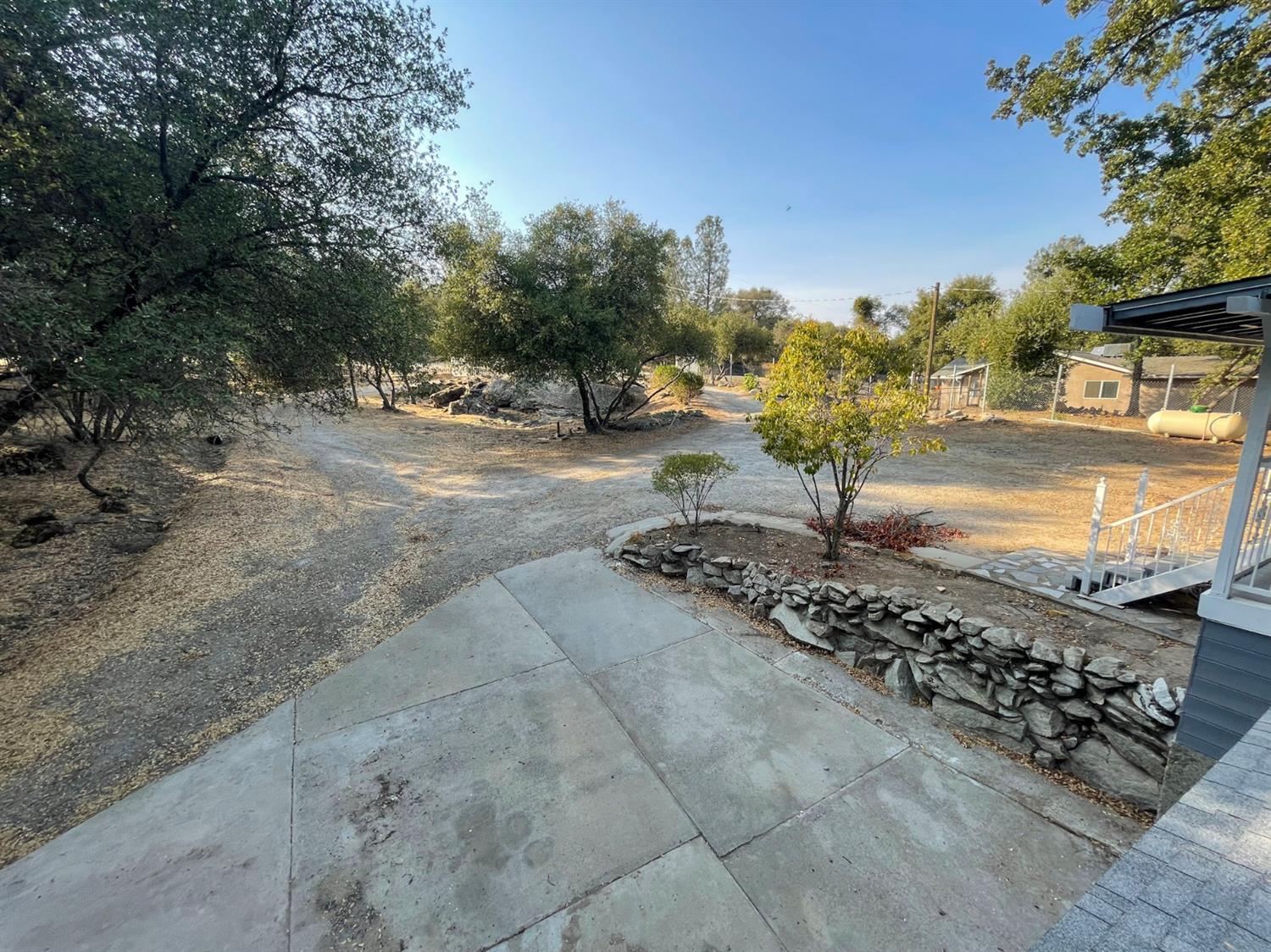 31405 Apache Road Coarsegold, CA 93614 - Photo 5 of 40 Gallery Image 5