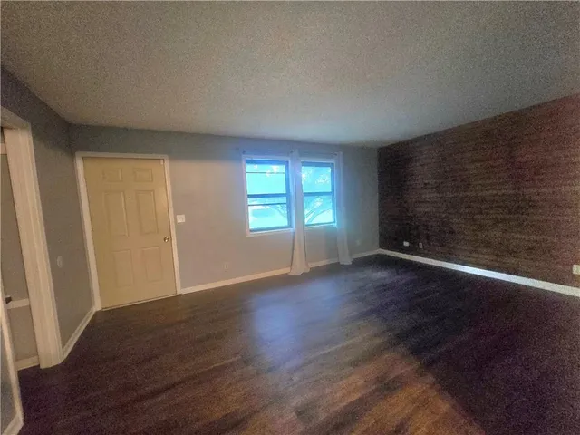 $255,900 | 408 Creach Drive, Warrensburg, MO 64093