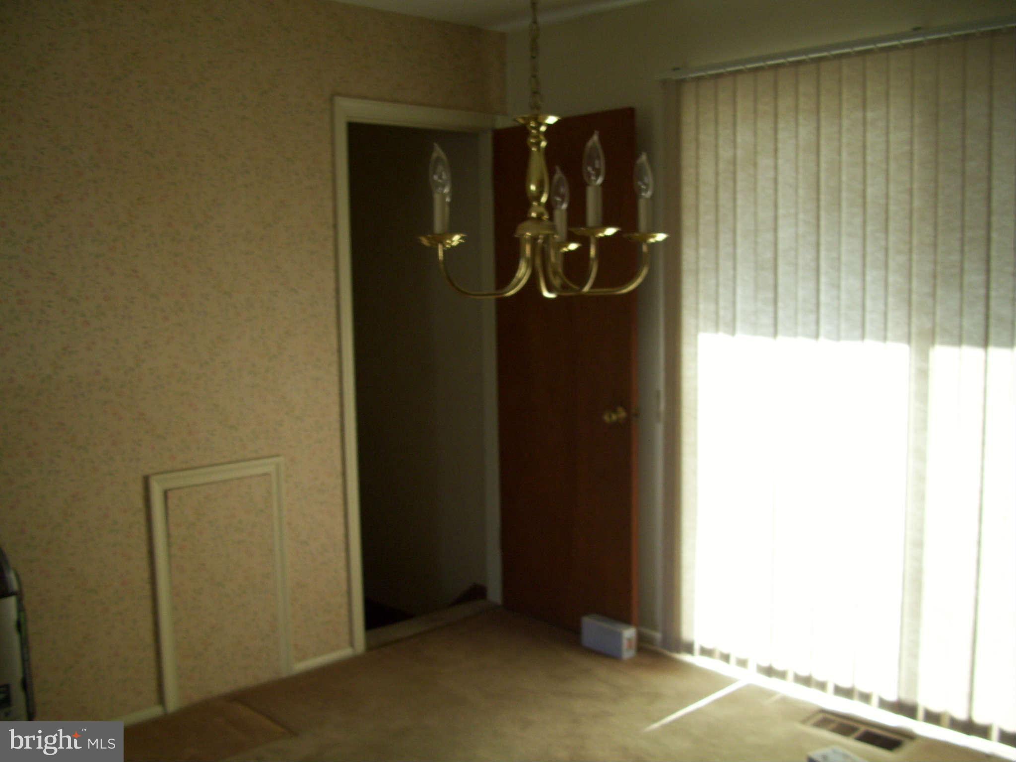 19457 Olney Mill Road Olney, MD 20832 - Photo 3 of 13 dining room