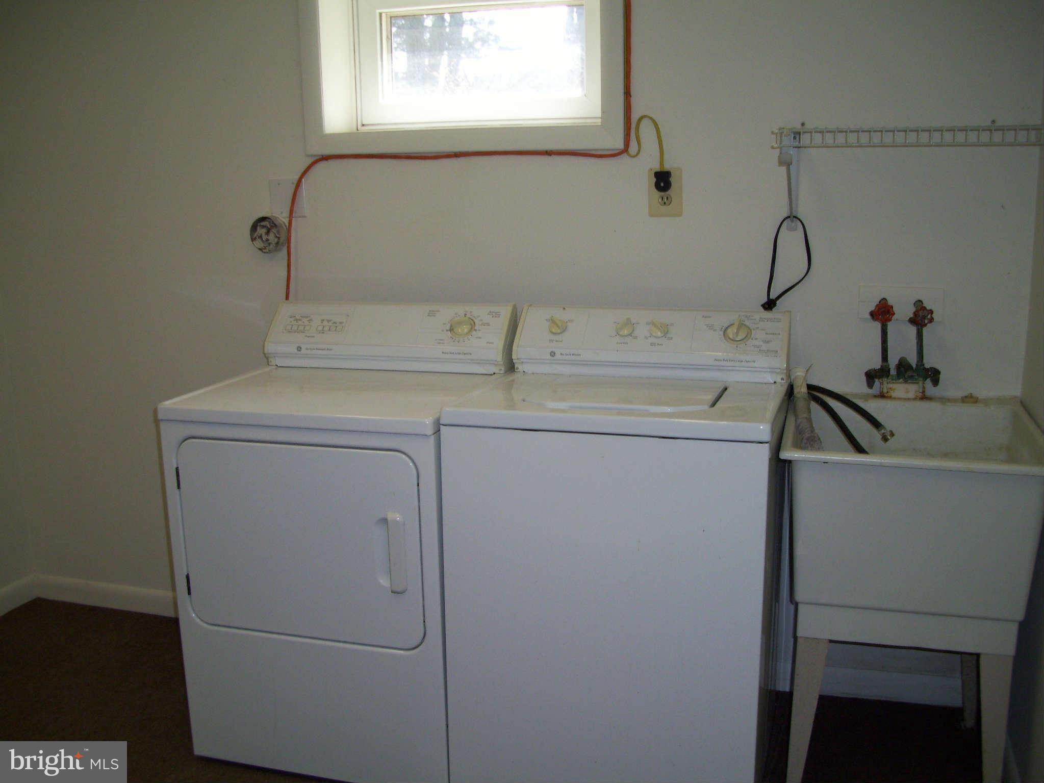 19457 Olney Mill Road Olney, MD 20832 - Photo 10 of 13 basement laundry room