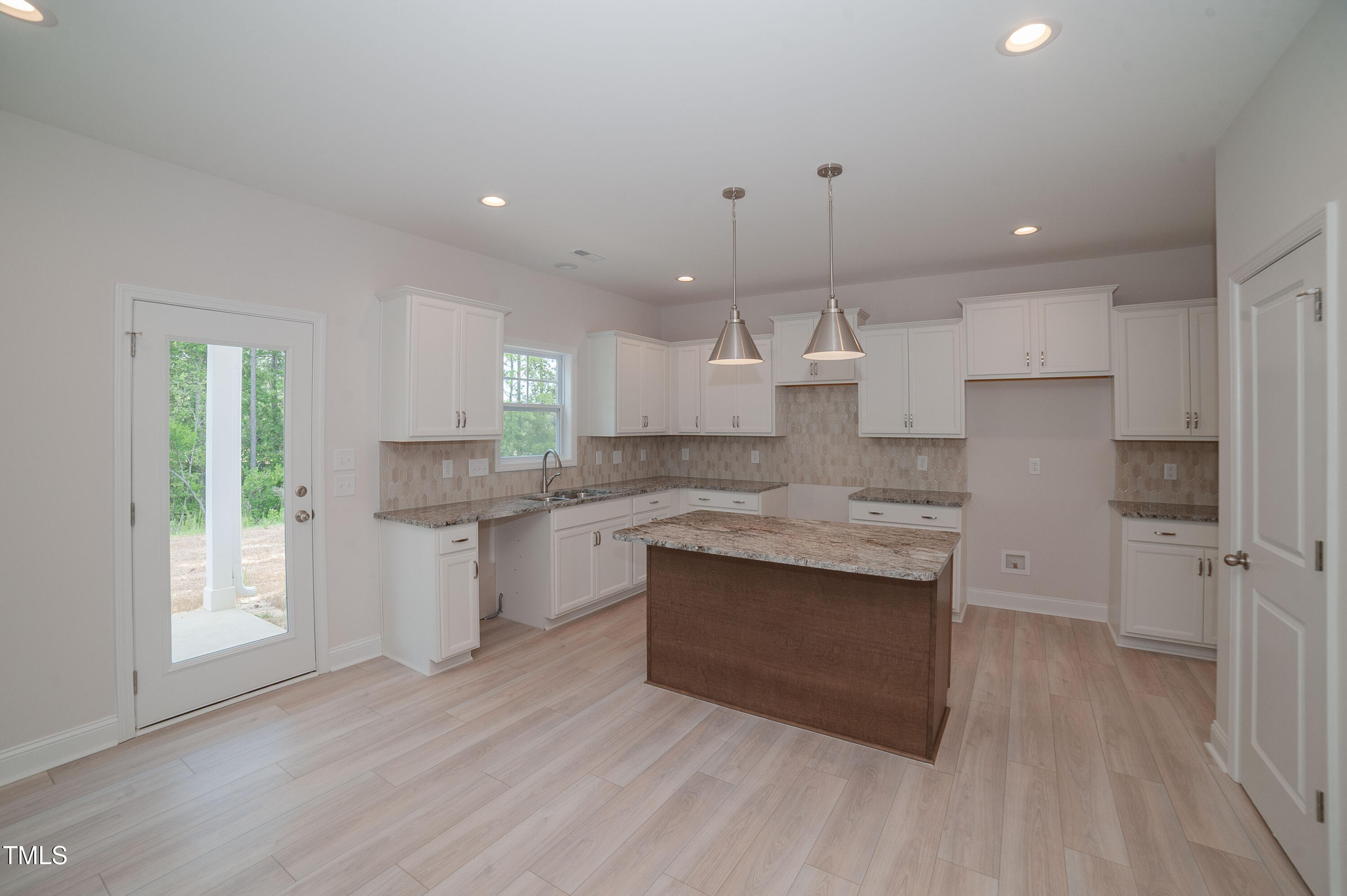 3866 Blackhills Road Fayetteville, NC 28311 - Photo 10 of 34 3966 Black Hills Road-15