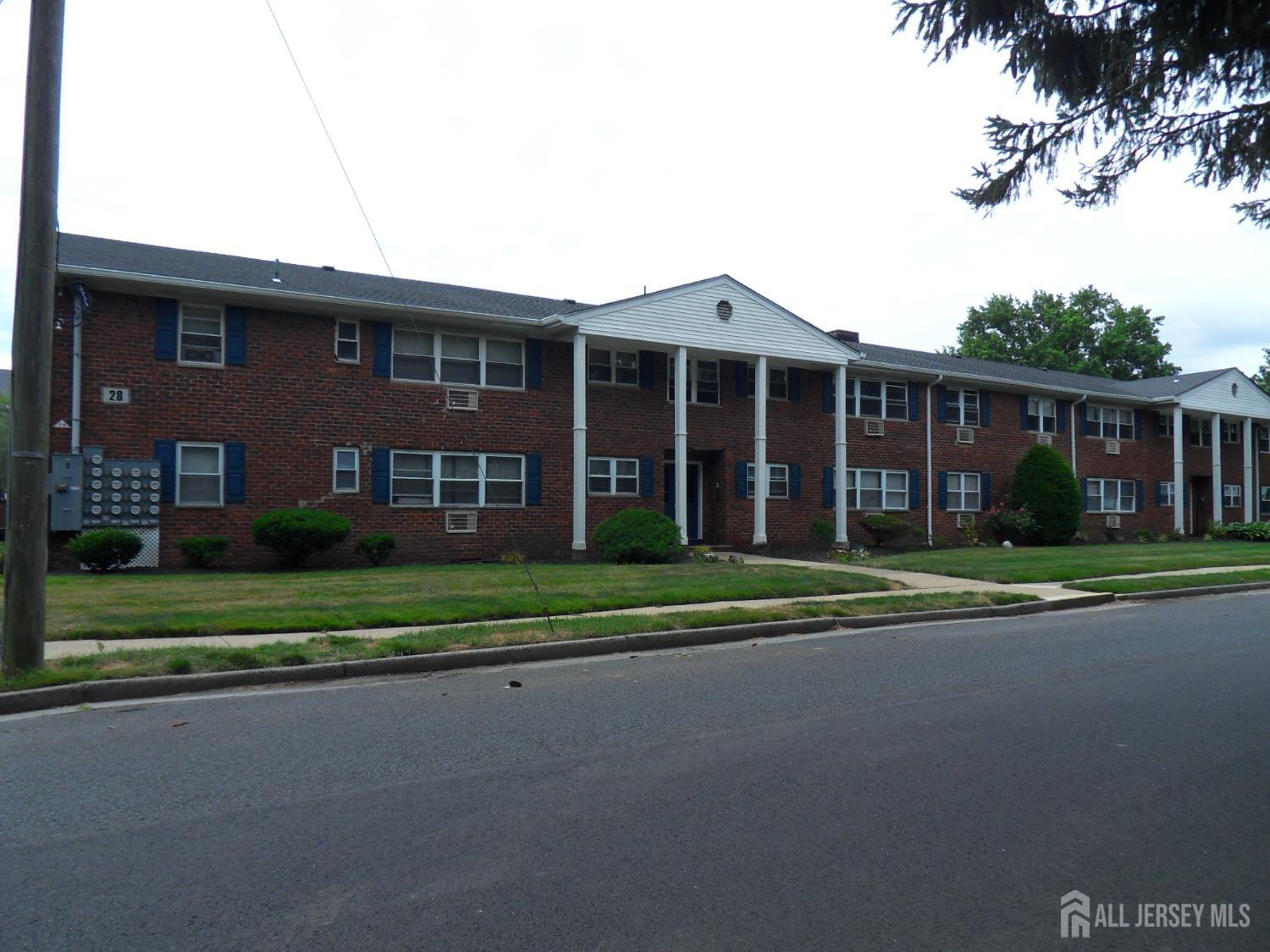 28-02 Woodedge Avenue, Unit 2802 Edison, NJ 08817 - Photo 20 of 23