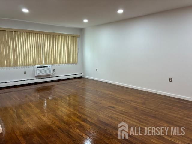 28-02 Woodedge Avenue, Unit 2802 Edison, NJ 08817 - Photo 3 of 23