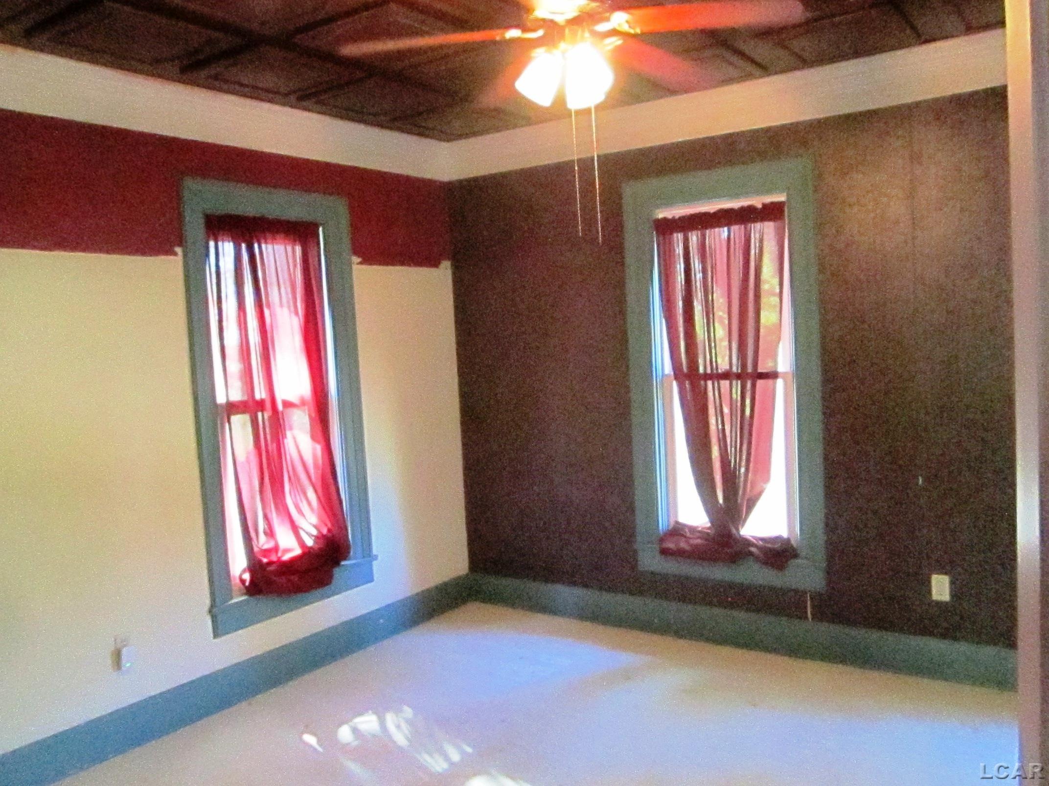 571 South Meridian Road Hudson, MI 49247 - Photo 14 of 18 Bedroom 2