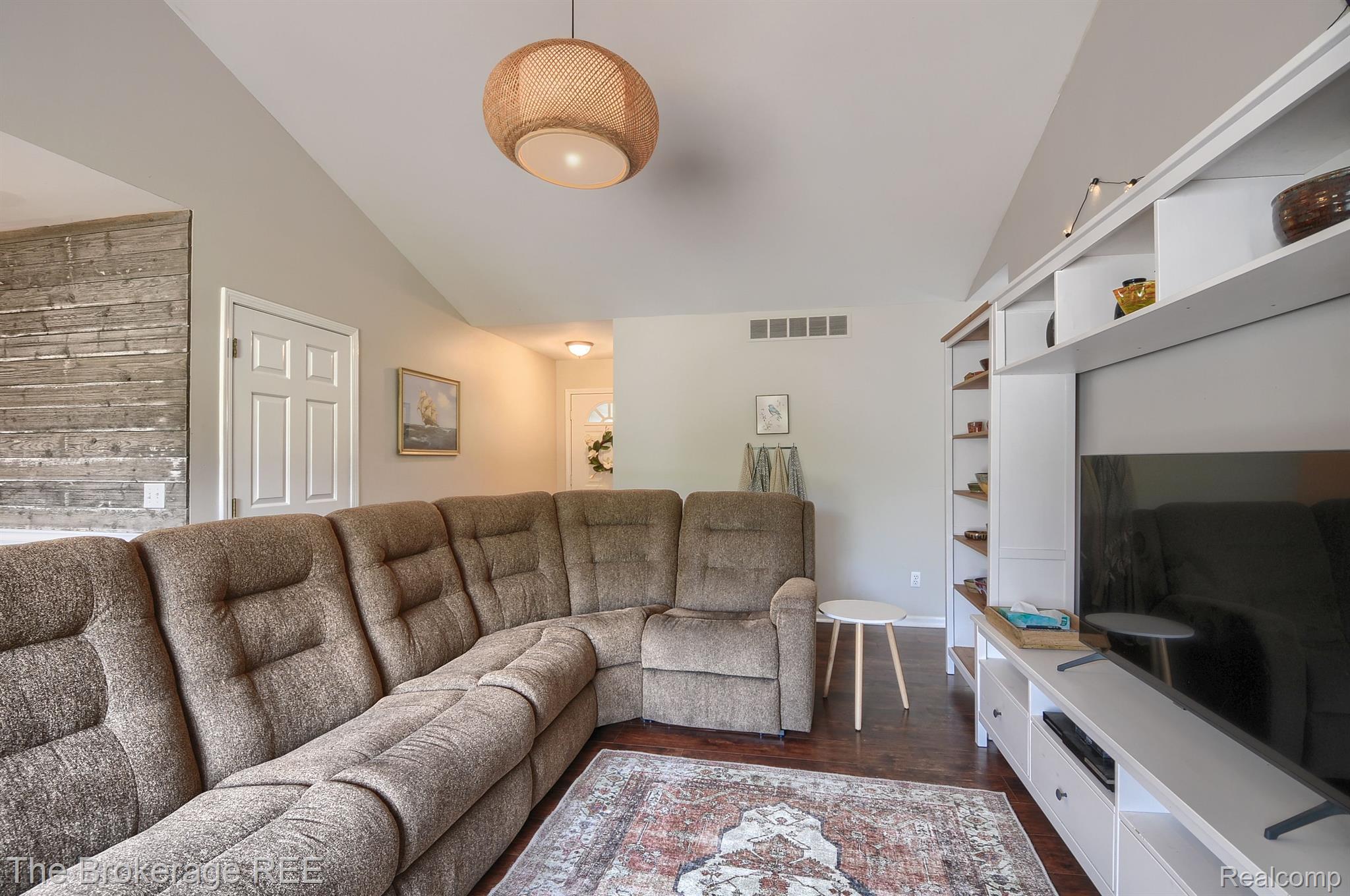 5262 Duffield Road Swartz Creek, MI 48473 - Photo 7 of 59 Gallery Image 7