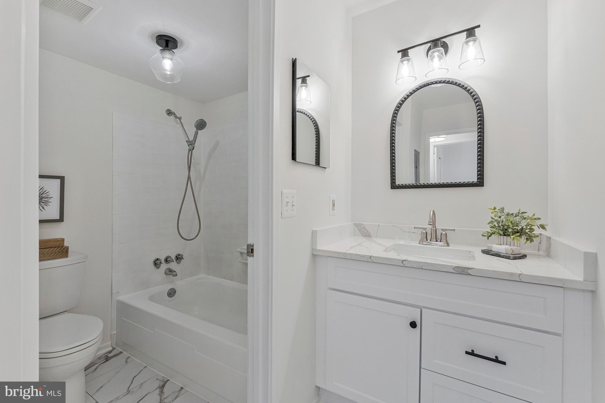 1621 Parkcrest Circle, Unit 201 Reston, VA 20190 - Photo 14 of 27