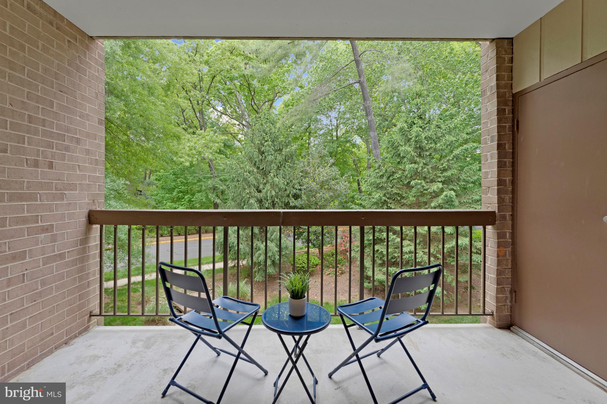 1621 Parkcrest Circle, Unit 201 Reston, VA 20190 - Photo 21 of 27