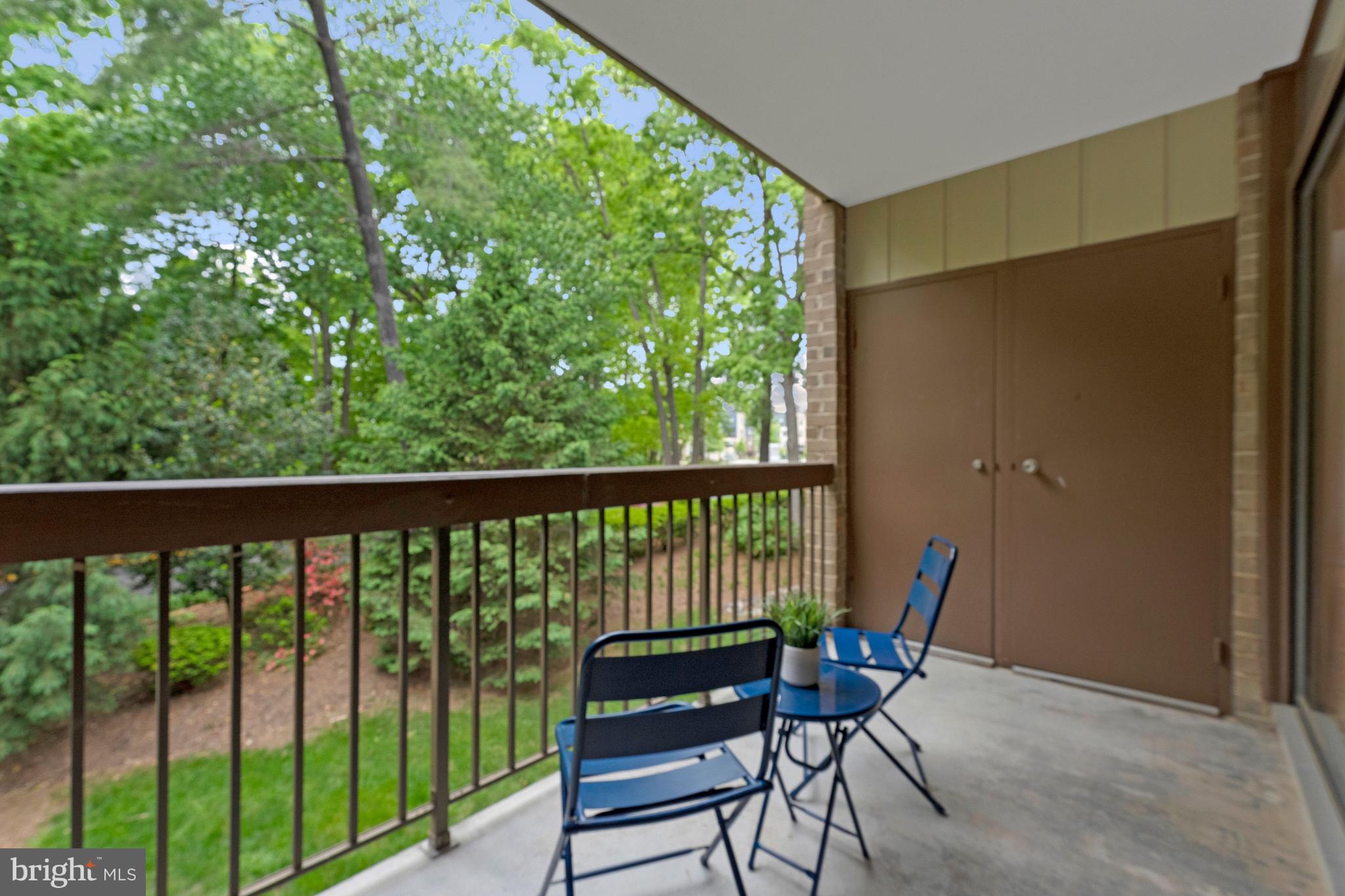1621 Parkcrest Circle, Unit 201 Reston, VA 20190 - Photo 23 of 27