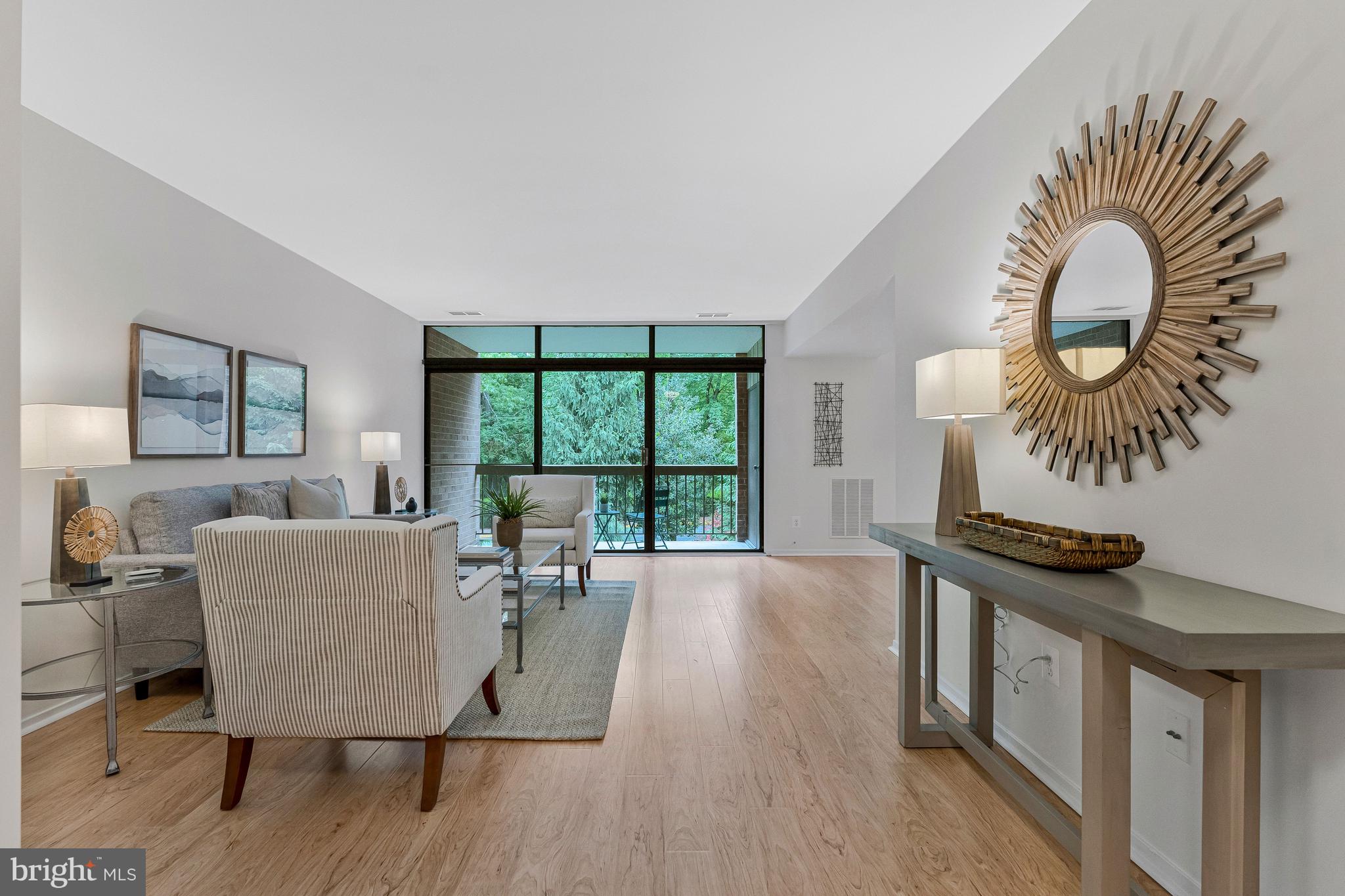 1621 Parkcrest Circle, Unit 201 Reston, VA 20190 - Photo 3 of 27