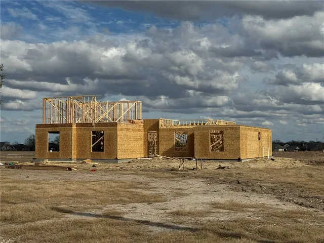 $795,000 | 6788 Ellehue Lane, Bryan, TX 77808