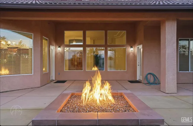 a view of a entryway door of the house